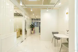 화이트톤 프리미엄 필라테스 스튜디오 인테리어